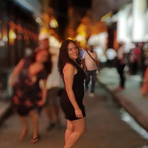 Meet your Posher, Debora